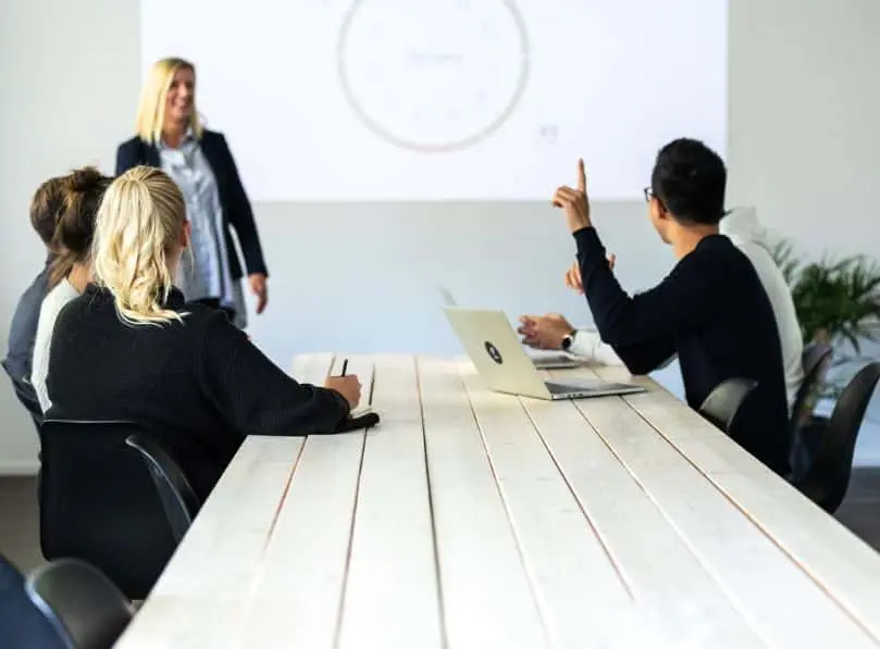 How to navigate pay transparency laws