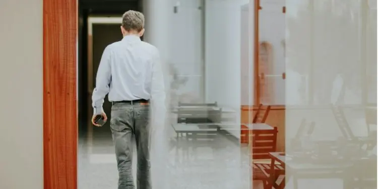 How to Explain Your Reasons for Leaving a Job: 10 Top Reasons