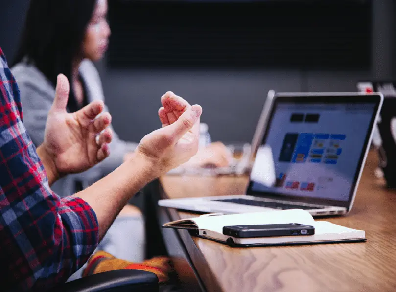 Leadership Roles and Types of Management Skills