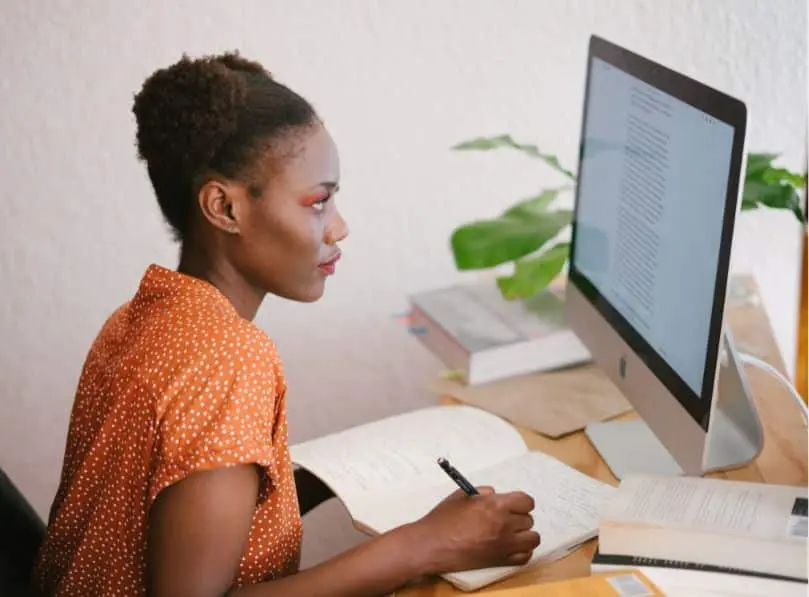 Top 8 Skills for All Employees to Learn Now for Future Success
