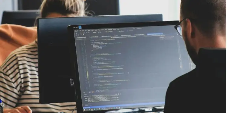 What is a Front-End Engineer and How to Become One?