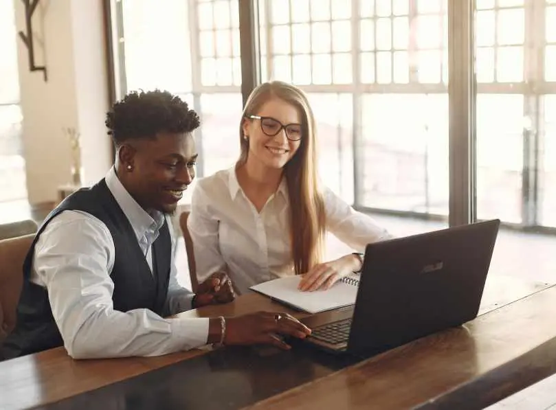Performance Managers Explained: Responsibilities and Daily Tasks