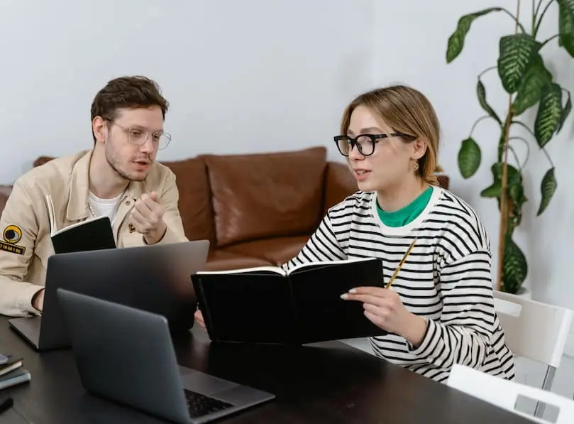 Mastery vs. Breadth: Which is Best for Your Distinctive Competencies