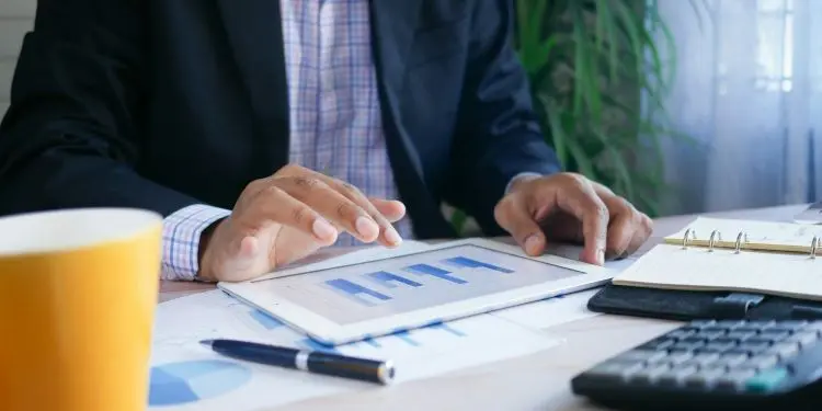 How to Ask for a Raise in Writing: Sample Letter & Email