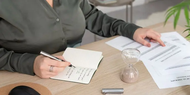 What is a 30 60 90 Day Plan for Interview? Template & Examples