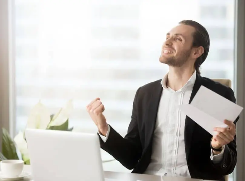 How to Design an Employee Bonus Plan That Works