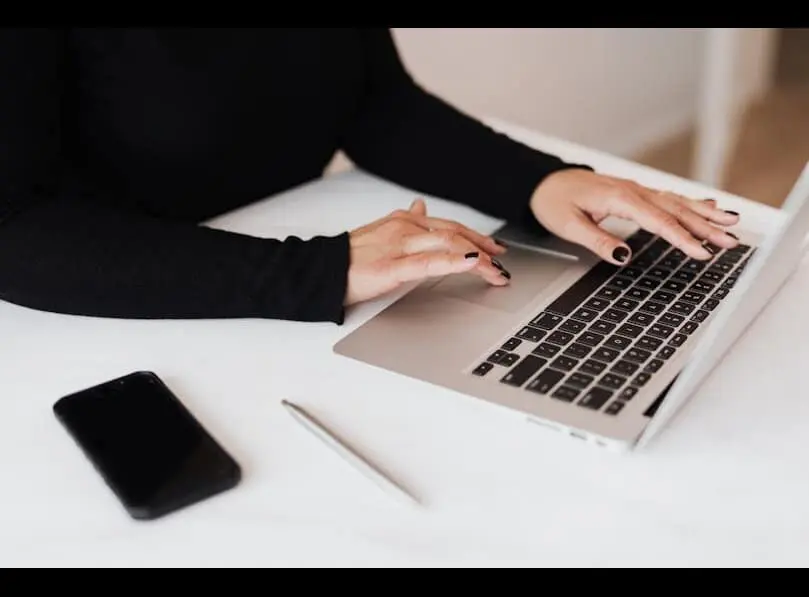 Employee vs. Contractor: Understanding the Key Differences