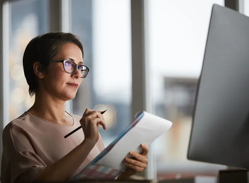 How to Simplify Salary Benchmarking with Salary.com