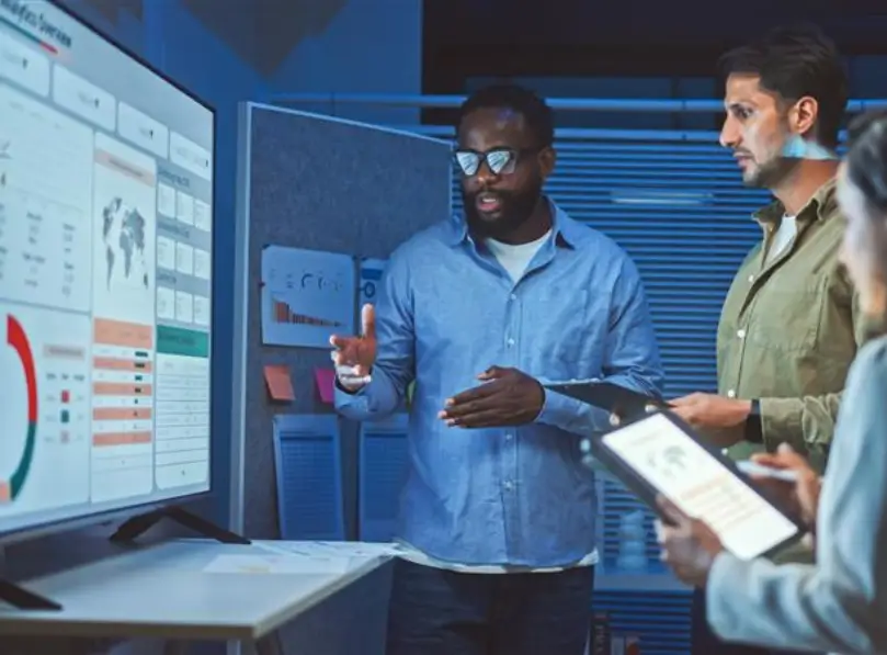 How to Utilize Salary Data Analytics to Attract Skilled Workers